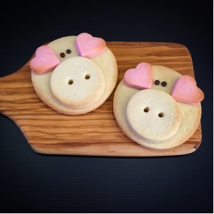Cute Piggy Cookies (Butter Cookies) (3 Inch Round) (Eggless)